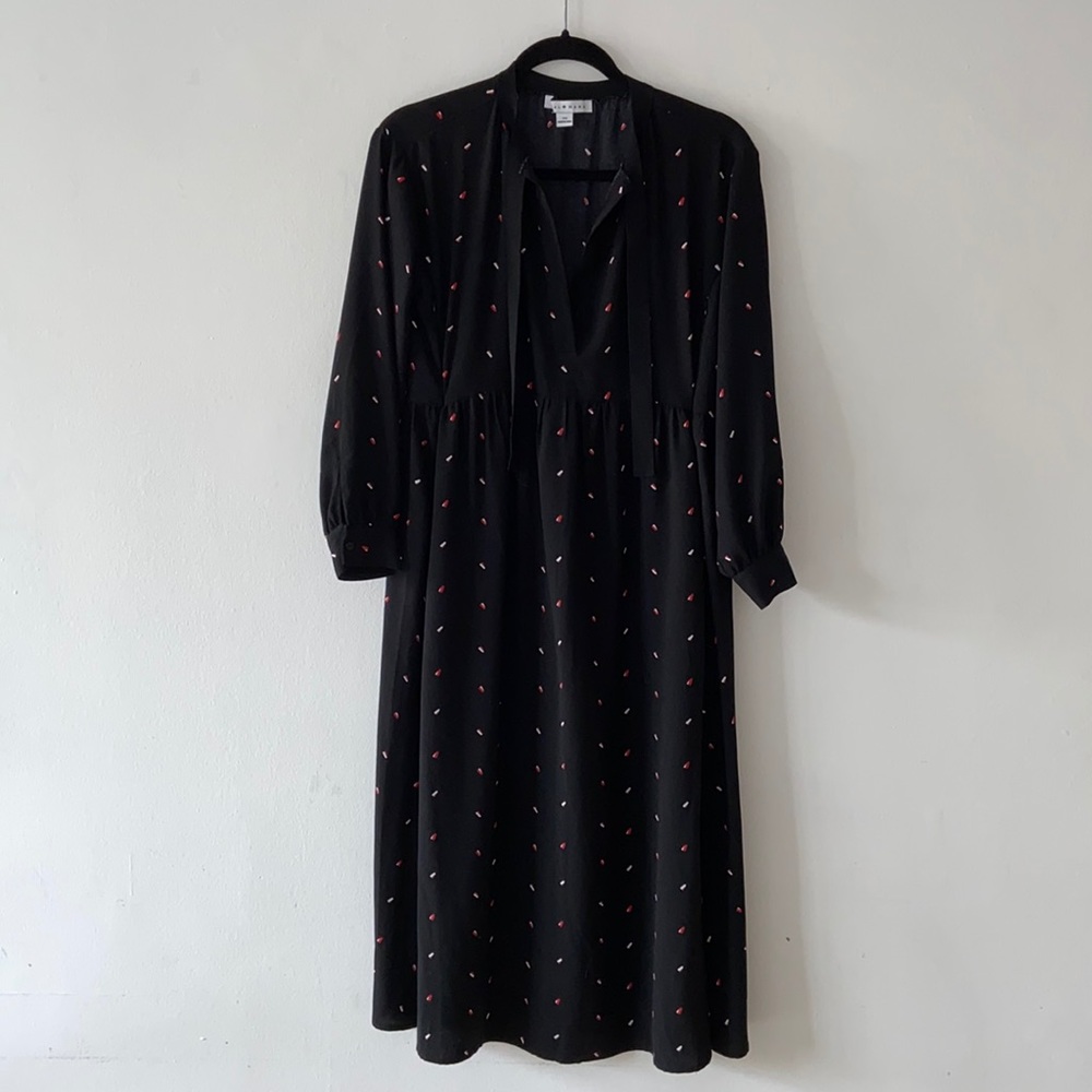 Loyal Hana breastfeeding friendly dress